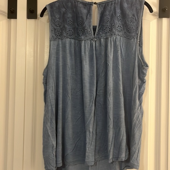 Top - Picture 3 of 3